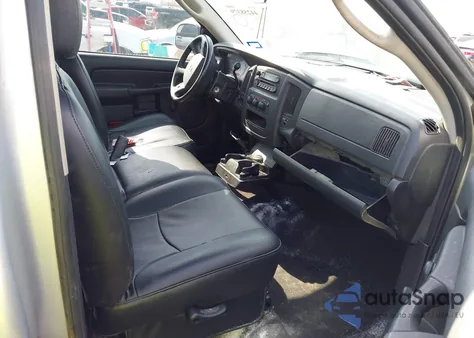 2004 Dodge Ram 1500 St z USA, uszkodzony, nr VIN 1D7HA16K94J122182